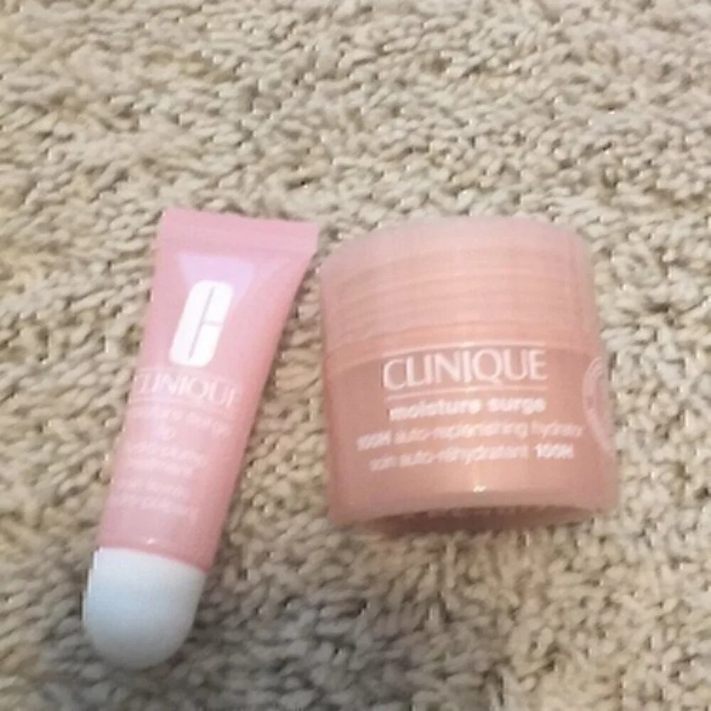 Clinique moisture surge duo